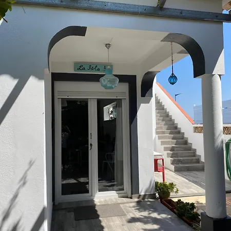 Δωμάτια σε οικογενειακή κατοικία Casa La Isla *